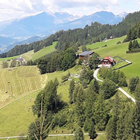 Haus Mauken - Appartments Mit Panoramablick Murau Kültér fotó